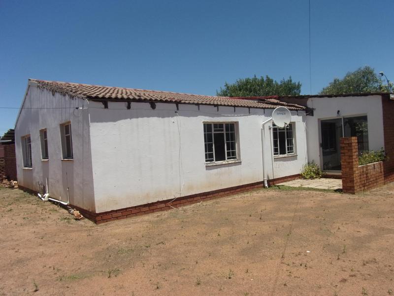 To Let 3 Bedroom Property for Rent in Victoria Park Eastern Cape